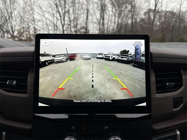 used 2024 Ford Expedition car, priced at $46,389