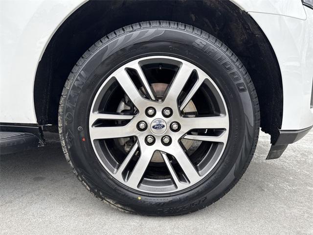 used 2024 Ford Expedition car, priced at $46,389