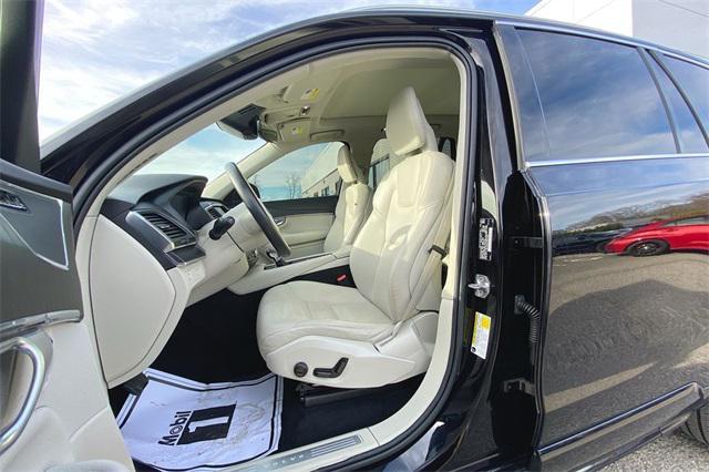 used 2020 Volvo XC90 car, priced at $26,509