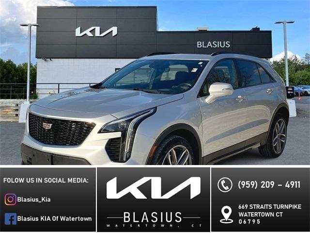 used 2022 Cadillac XT4 car, priced at $23,893