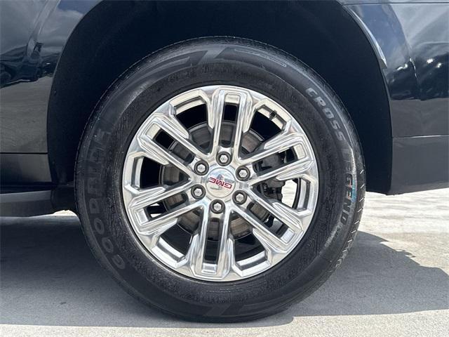 used 2023 GMC Yukon XL car, priced at $49,789