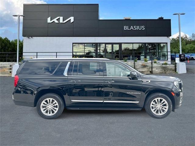 used 2023 GMC Yukon XL car, priced at $49,789