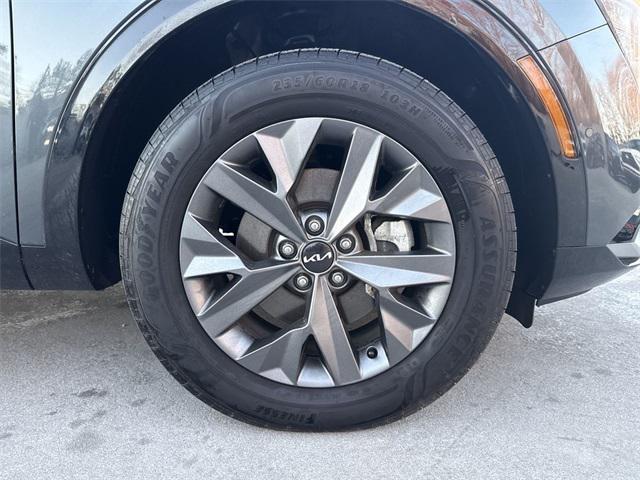 used 2025 Kia Sportage Hybrid car, priced at $32,298