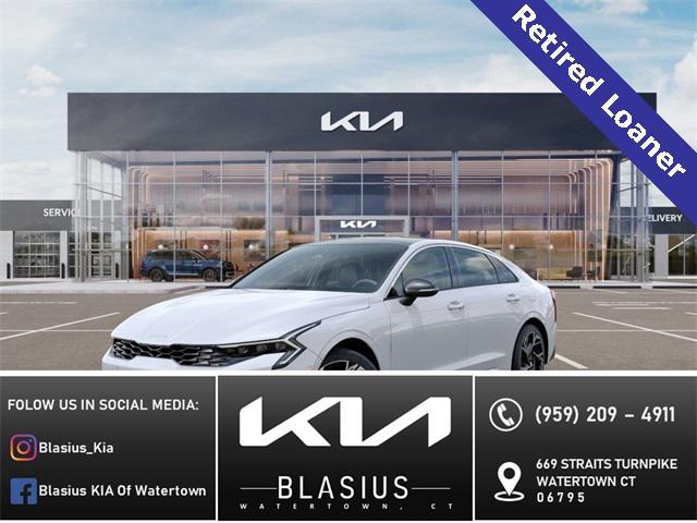 new 2025 Kia K5 car, priced at $29,990