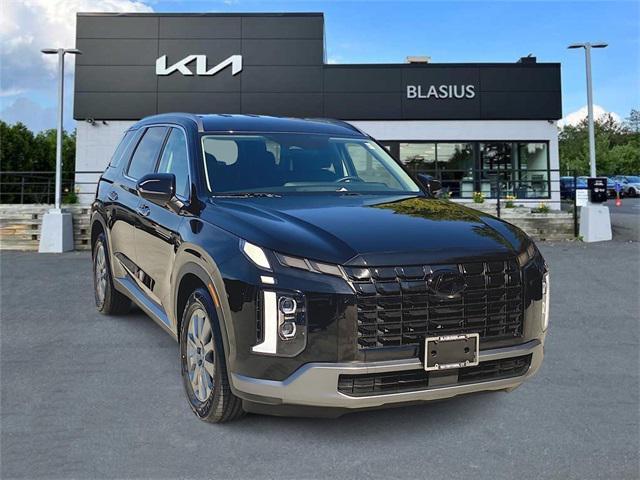 used 2023 Hyundai Palisade car, priced at $33,998