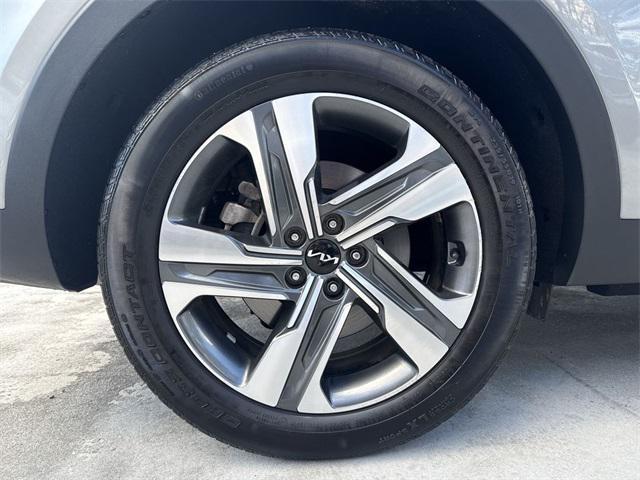 used 2024 Kia Sorento Hybrid car, priced at $28,676