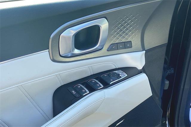 used 2022 Kia Sorento Plug-In Hybrid car, priced at $33,708