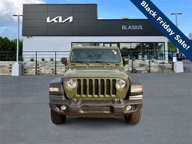 used 2021 Jeep Wrangler Unlimited car, priced at $27,525