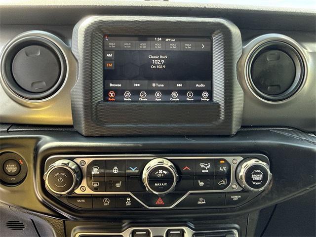 used 2022 Jeep Gladiator car, priced at $35,397