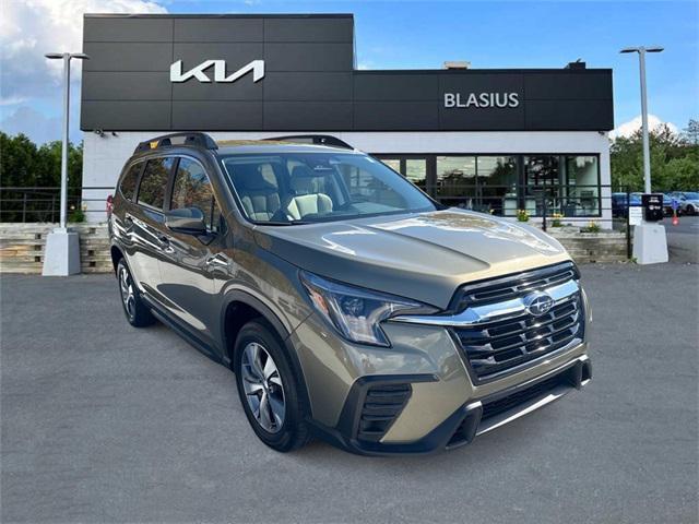 used 2024 Subaru Ascent car, priced at $30,981