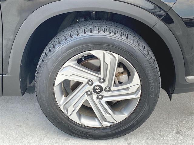 used 2023 Hyundai Santa Fe car, priced at $22,998