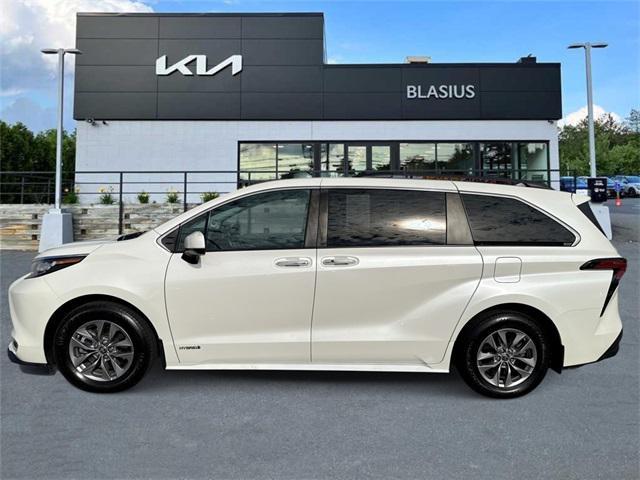 used 2021 Toyota Sienna car, priced at $36,984