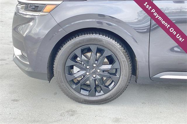 used 2023 Kia Carnival car, priced at $38,998
