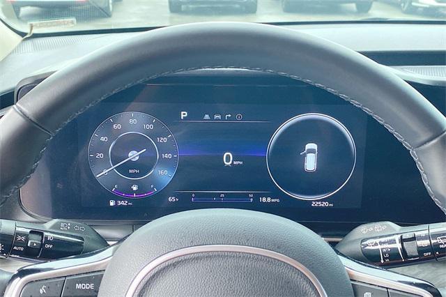 used 2023 Kia Carnival car, priced at $38,198