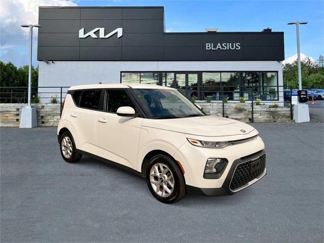 used 2021 Kia Soul car, priced at $14,901