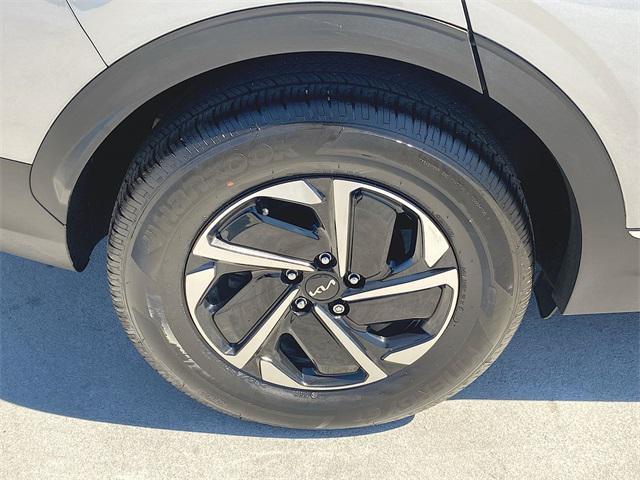 used 2023 Kia Sportage Hybrid car, priced at $22,555