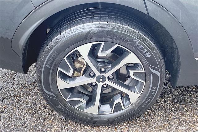 used 2023 Kia Sportage Hybrid car, priced at $28,718