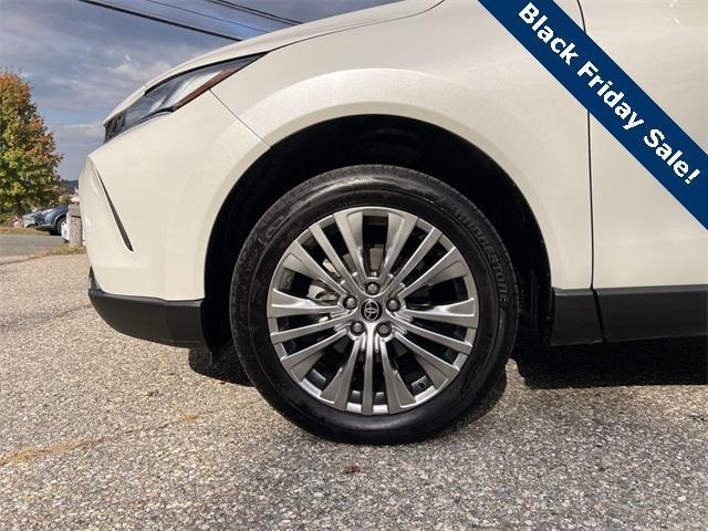 used 2022 Toyota Venza car, priced at $29,257