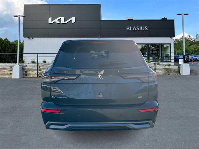 used 2025 Mitsubishi Outlander car, priced at $28,199