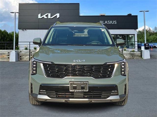 used 2025 Kia Sorento Plug-In Hybrid car, priced at $38,998