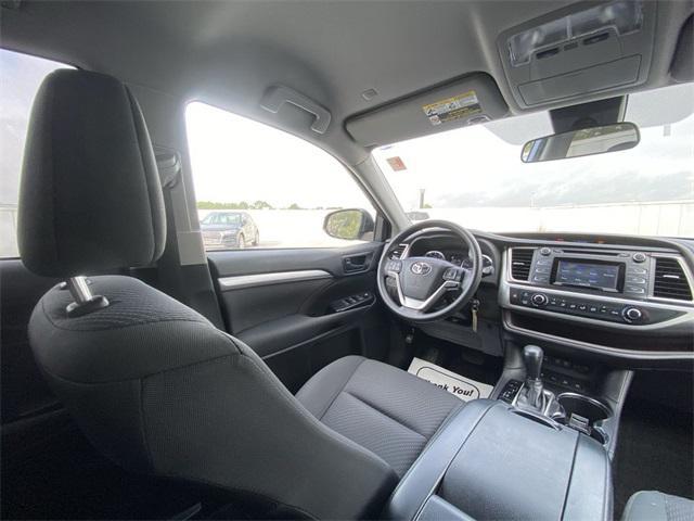 used 2018 Toyota Highlander car, priced at $23,049