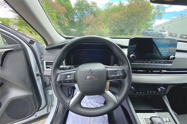 used 2023 Mitsubishi Outlander PHEV car, priced at $26,899