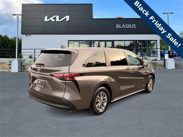 used 2021 Toyota Sienna car, priced at $40,998