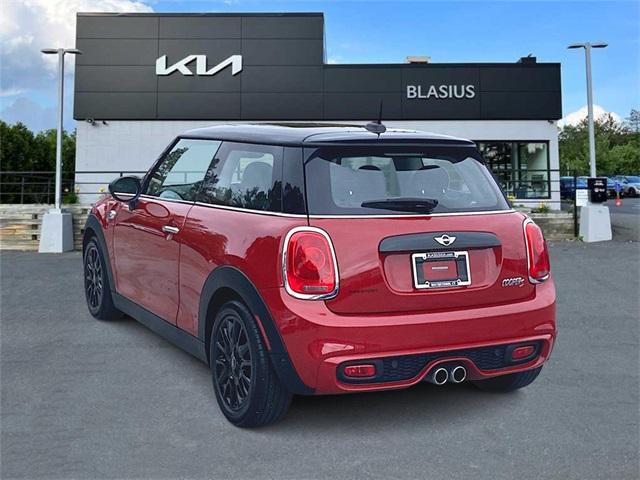 used 2018 MINI Hardtop car, priced at $17,398