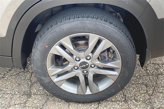 used 2023 Kia Seltos car, priced at $20,896