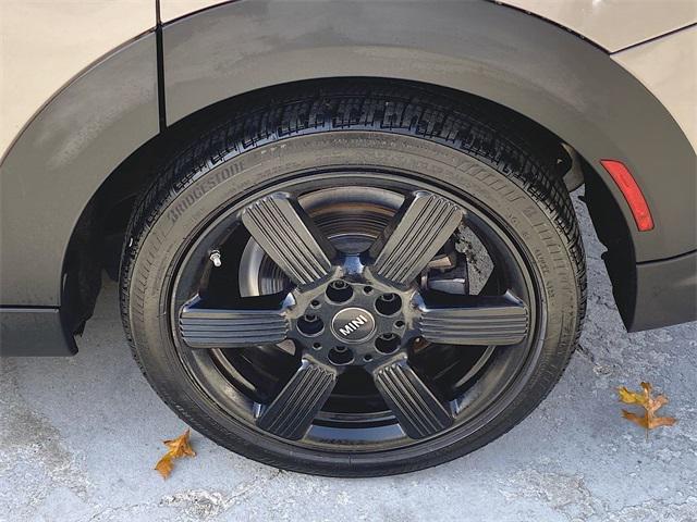 used 2022 MINI Hardtop car, priced at $19,629