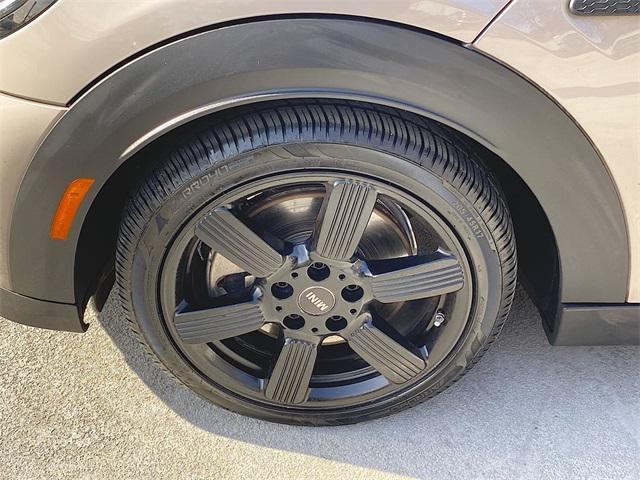 used 2022 MINI Hardtop car, priced at $19,629