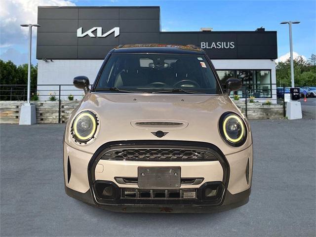 used 2022 MINI Hardtop car, priced at $19,629