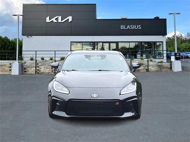 used 2024 Toyota GR86 car, priced at $30,879