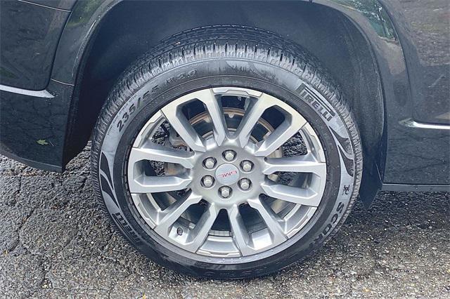 used 2023 GMC Acadia car, priced at $29,998