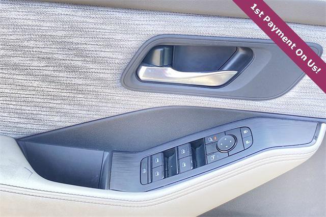 used 2023 Nissan Rogue car, priced at $22,255