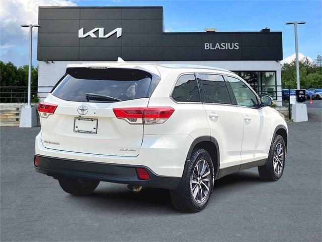 used 2019 Toyota Highlander car, priced at $22,754