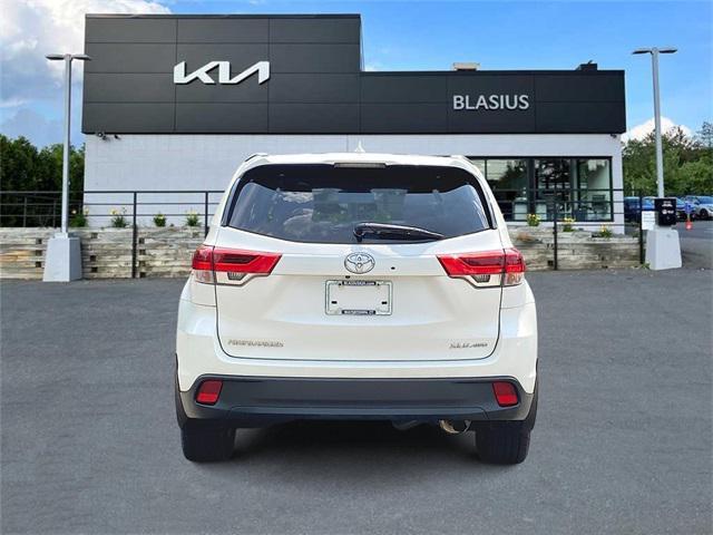 used 2019 Toyota Highlander car, priced at $22,754