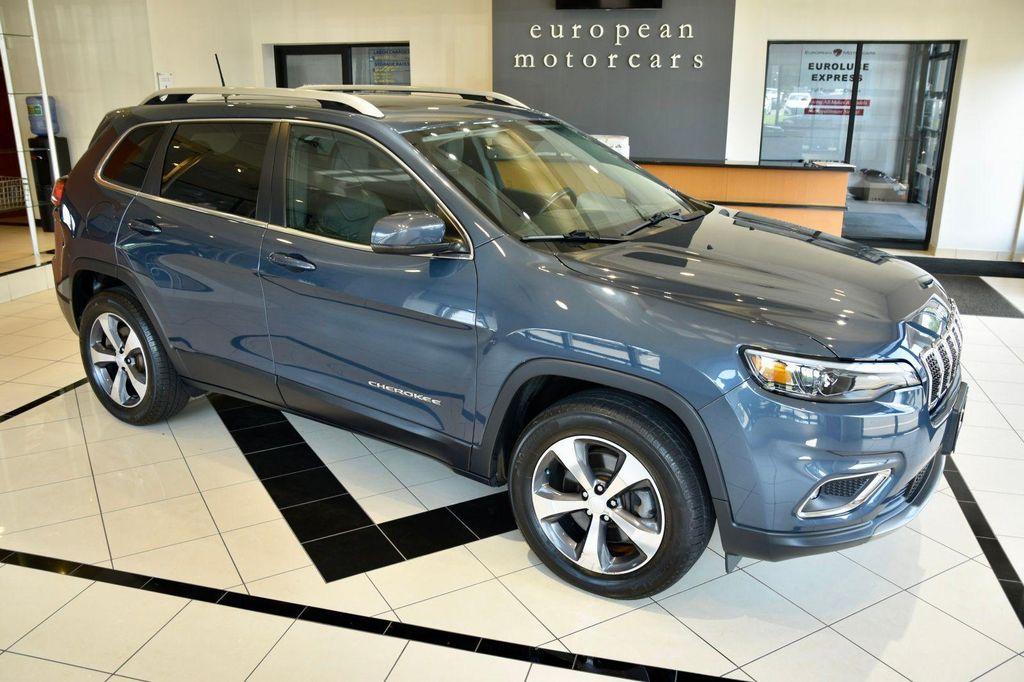 used 2019 Jeep Cherokee car, priced at $18,990