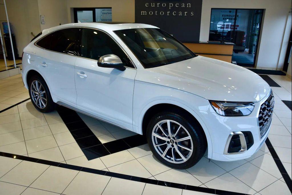 used 2022 Audi SQ5 car, priced at $34,990