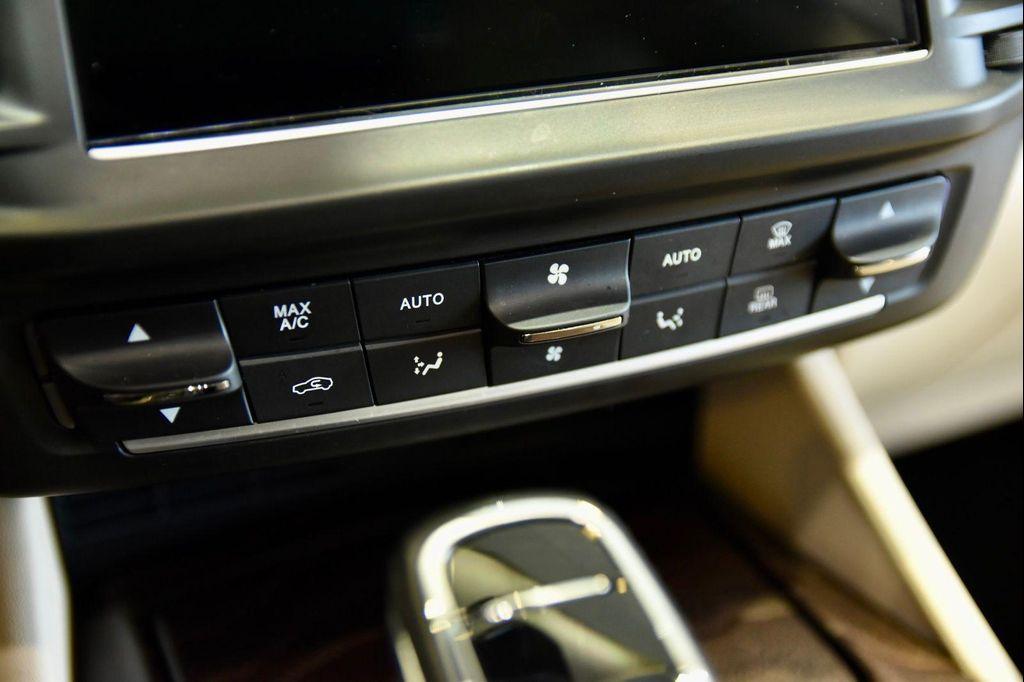used 2022 Maserati Levante car, priced at $38,990