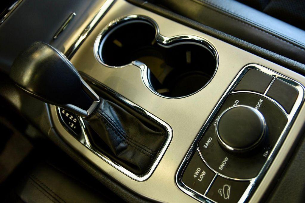 used 2022 Jeep Grand Cherokee car, priced at $31,990