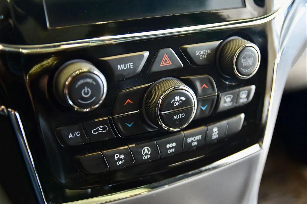 used 2021 Jeep Grand Cherokee car, priced at $25,990