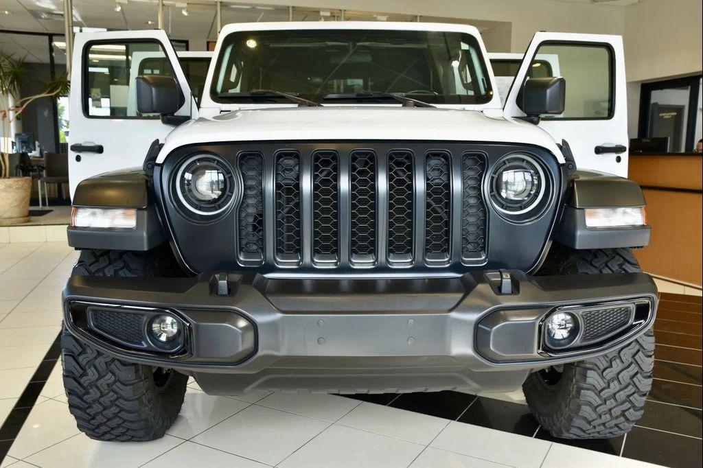 used 2021 Jeep Gladiator car, priced at $33,990
