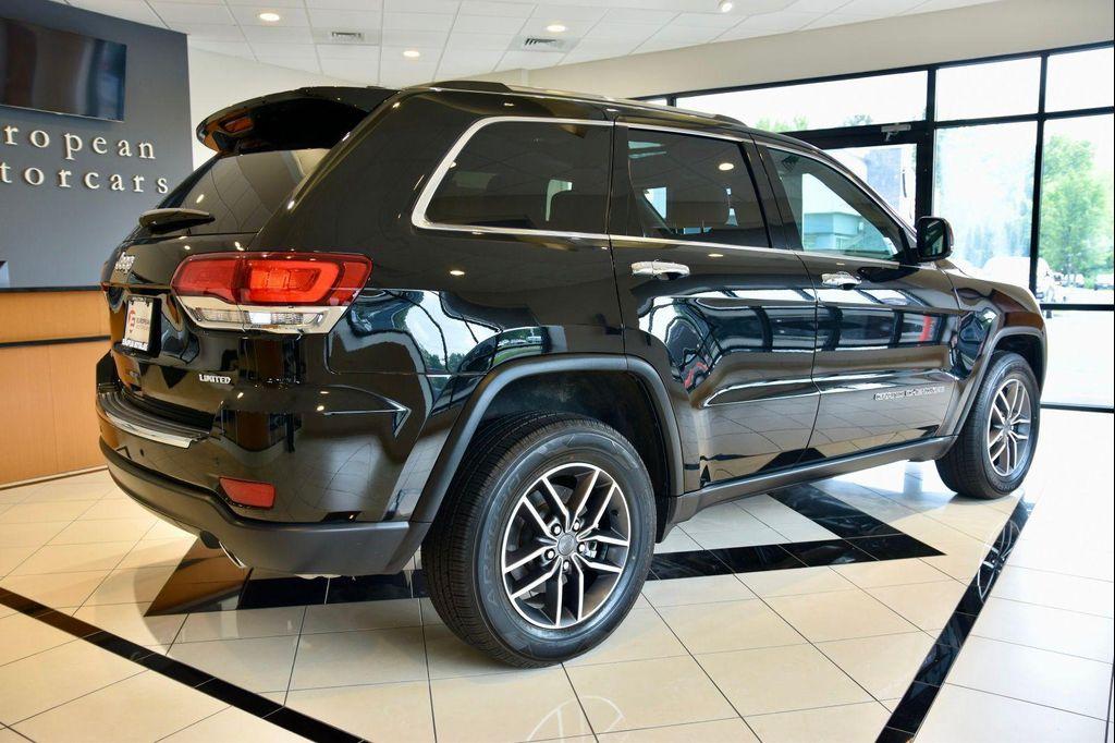 used 2021 Jeep Grand Cherokee car, priced at $29,990