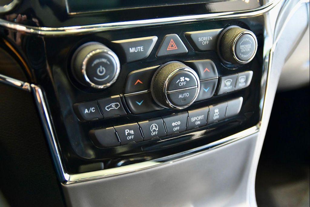 used 2021 Jeep Grand Cherokee car, priced at $29,990