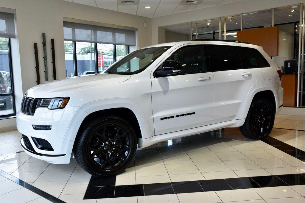used 2021 Jeep Grand Cherokee car, priced at $29,990