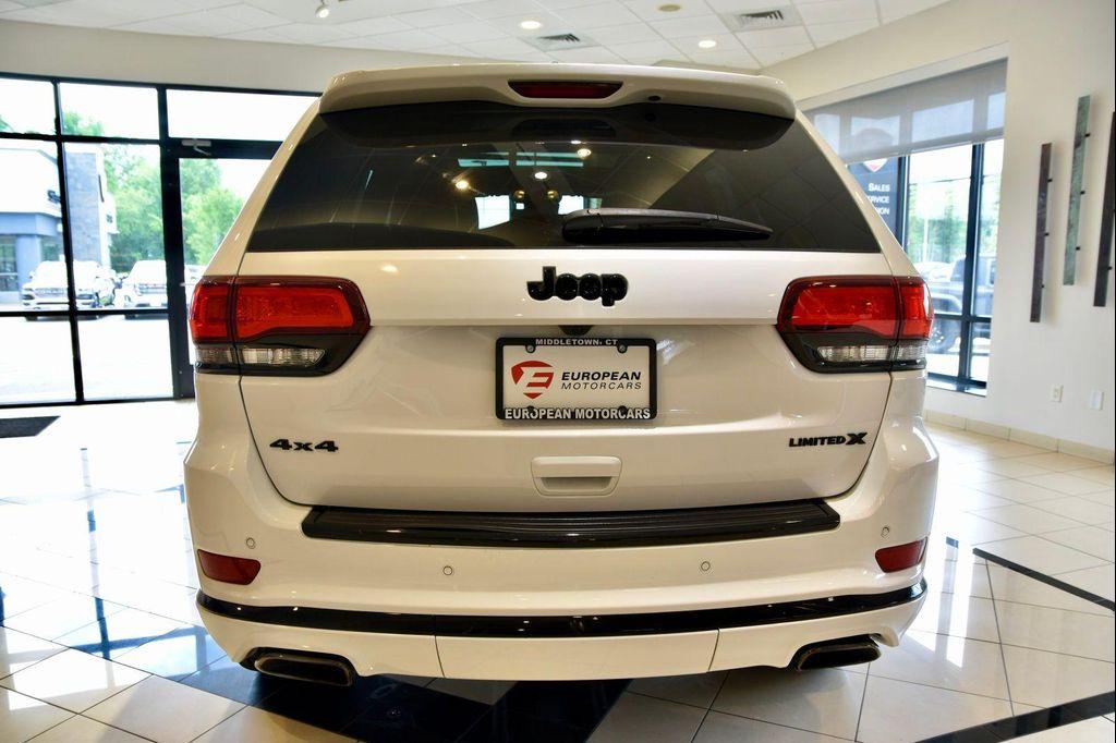used 2021 Jeep Grand Cherokee car, priced at $29,990