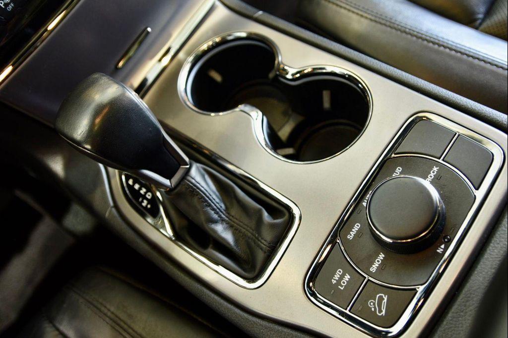 used 2021 Jeep Grand Cherokee car, priced at $29,990
