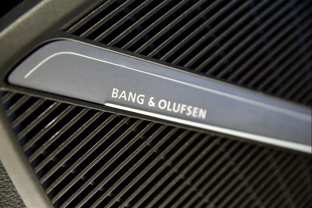 used 2022 Audi SQ5 car, priced at $37,990