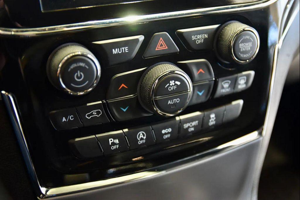 used 2021 Jeep Grand Cherokee car, priced at $28,990